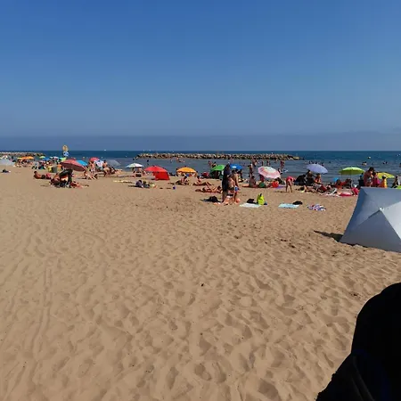 Jolie Avec Piscine Et Bord De * Vendres